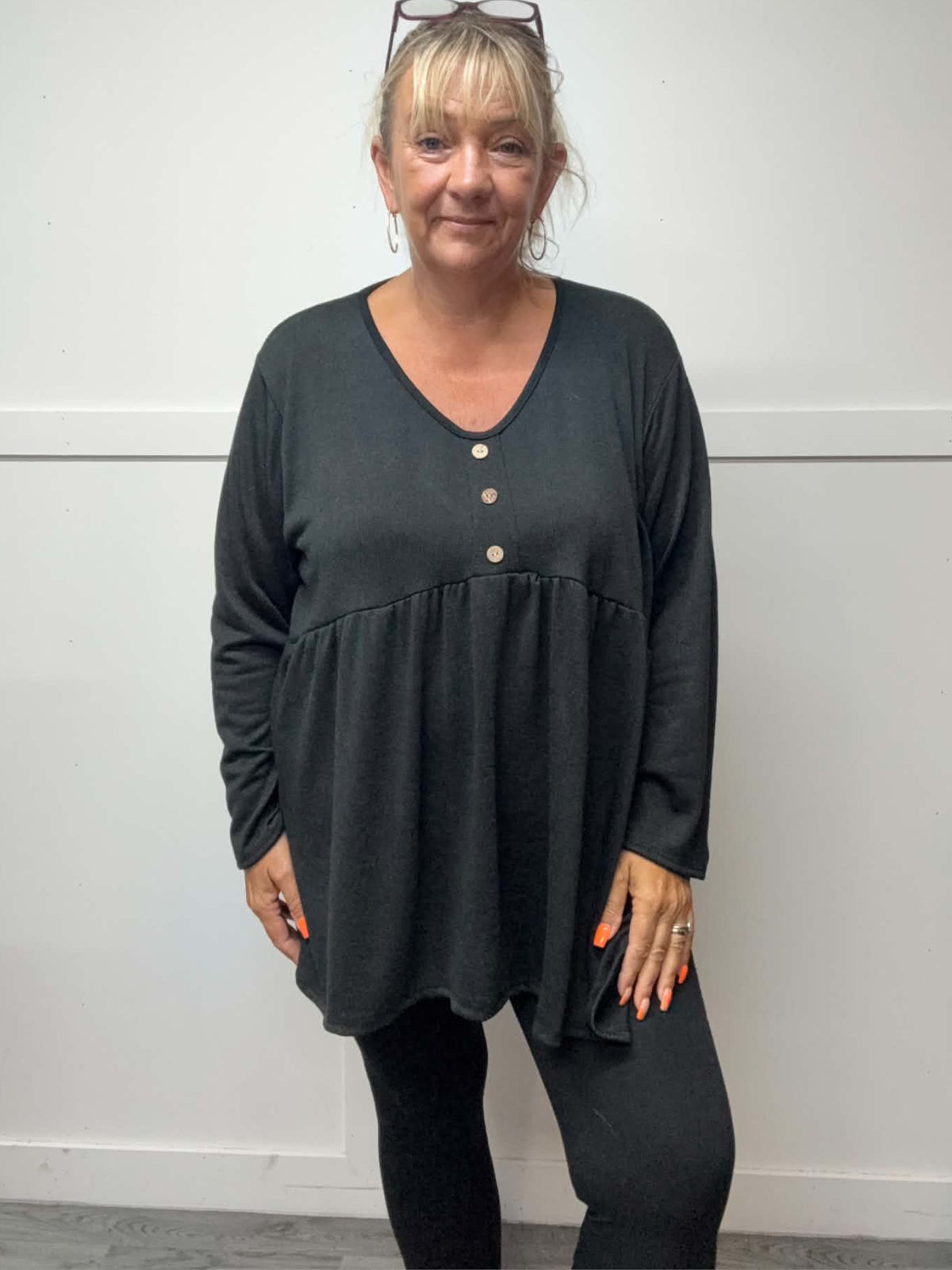 JOSEPHINE - Button Top 14 to 26