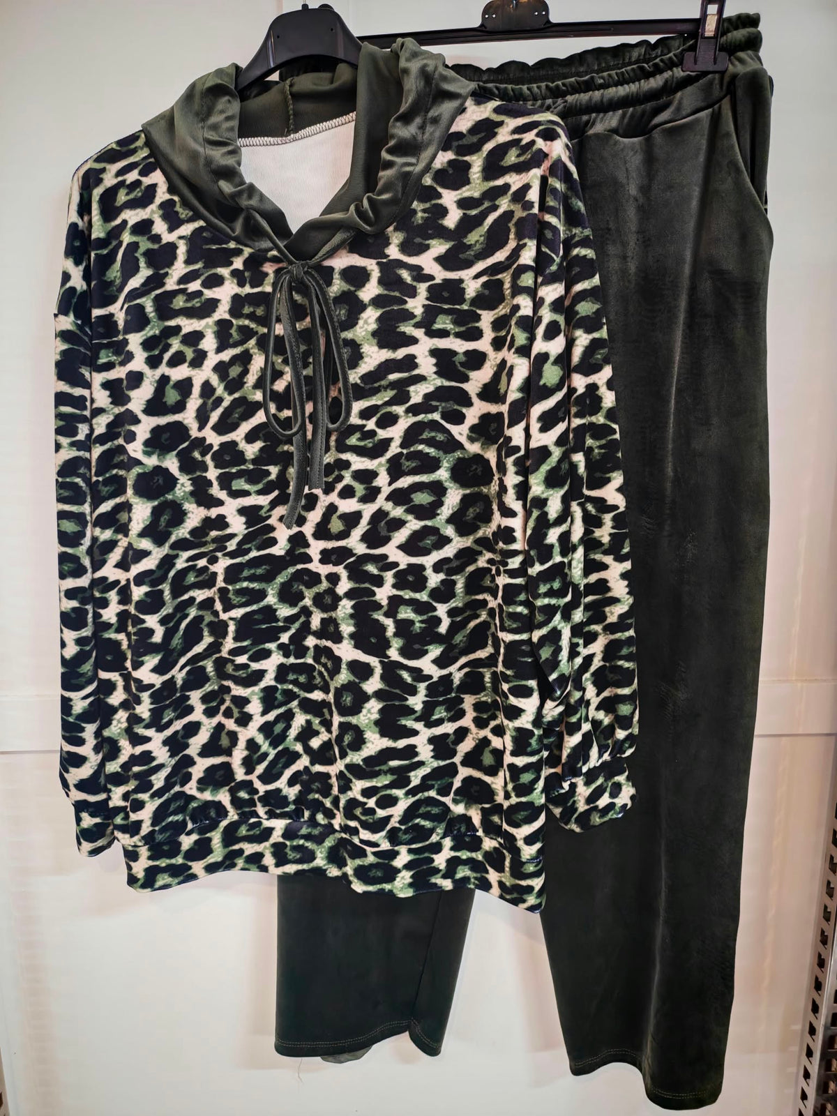MILLIE - Leopard Printt Lounge Suit 14 to 24