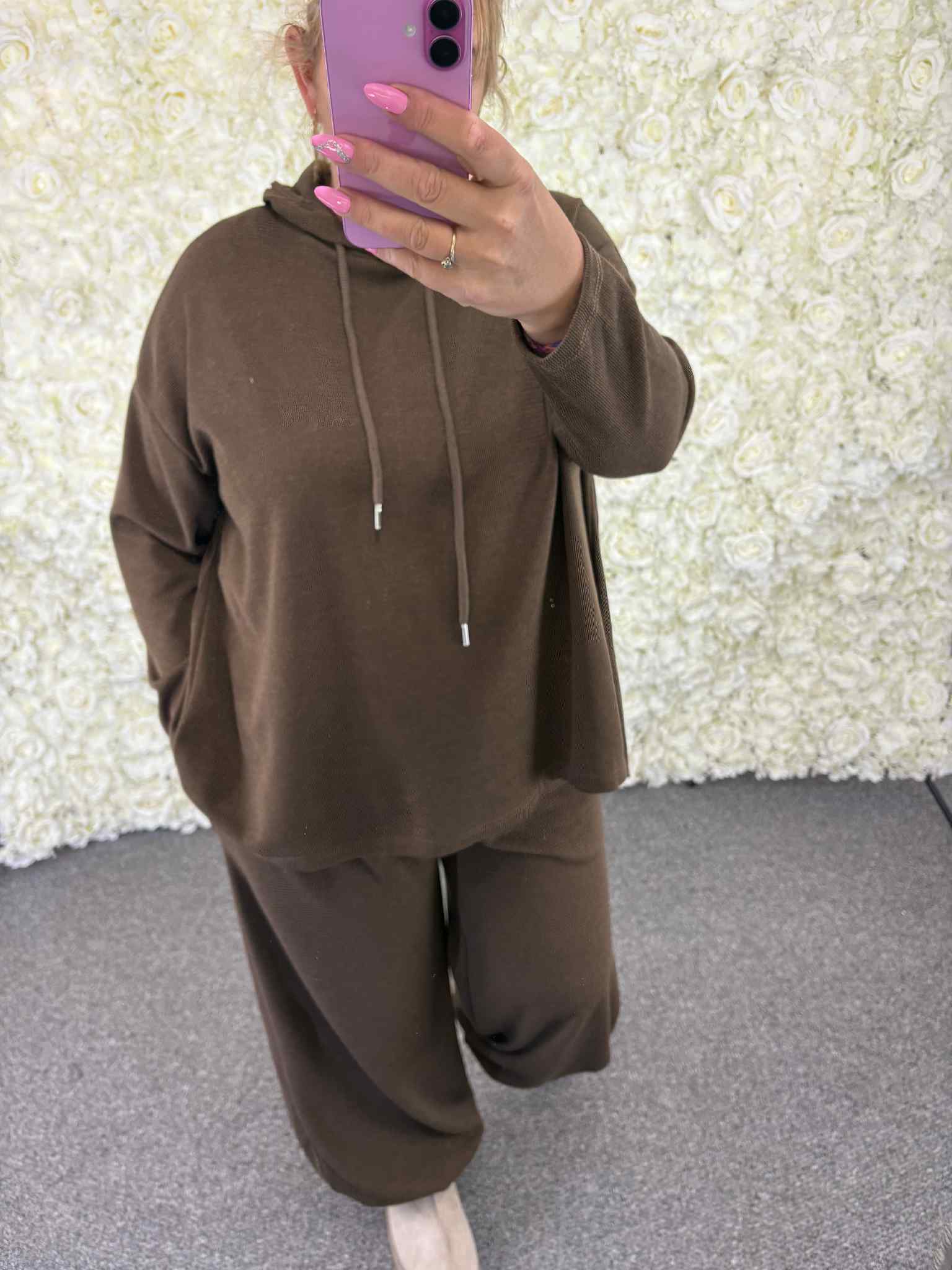 Tessa - Pleated Back Loungesuit 16 to 24