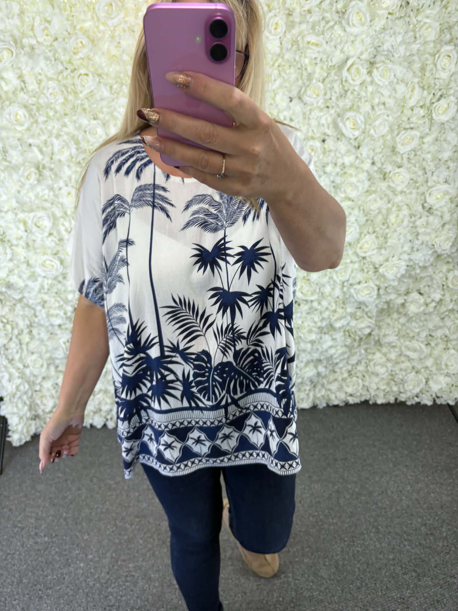 Kassy - Leaf Print Blouse 14 to 24