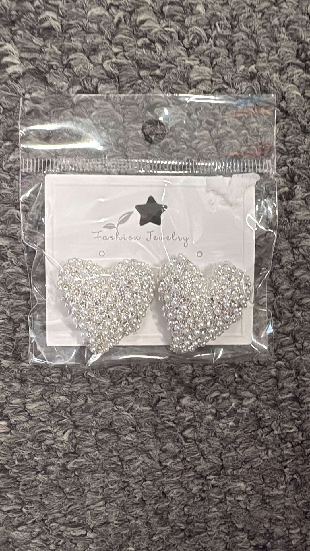 Twinkle -Pearl  Heart Earrings