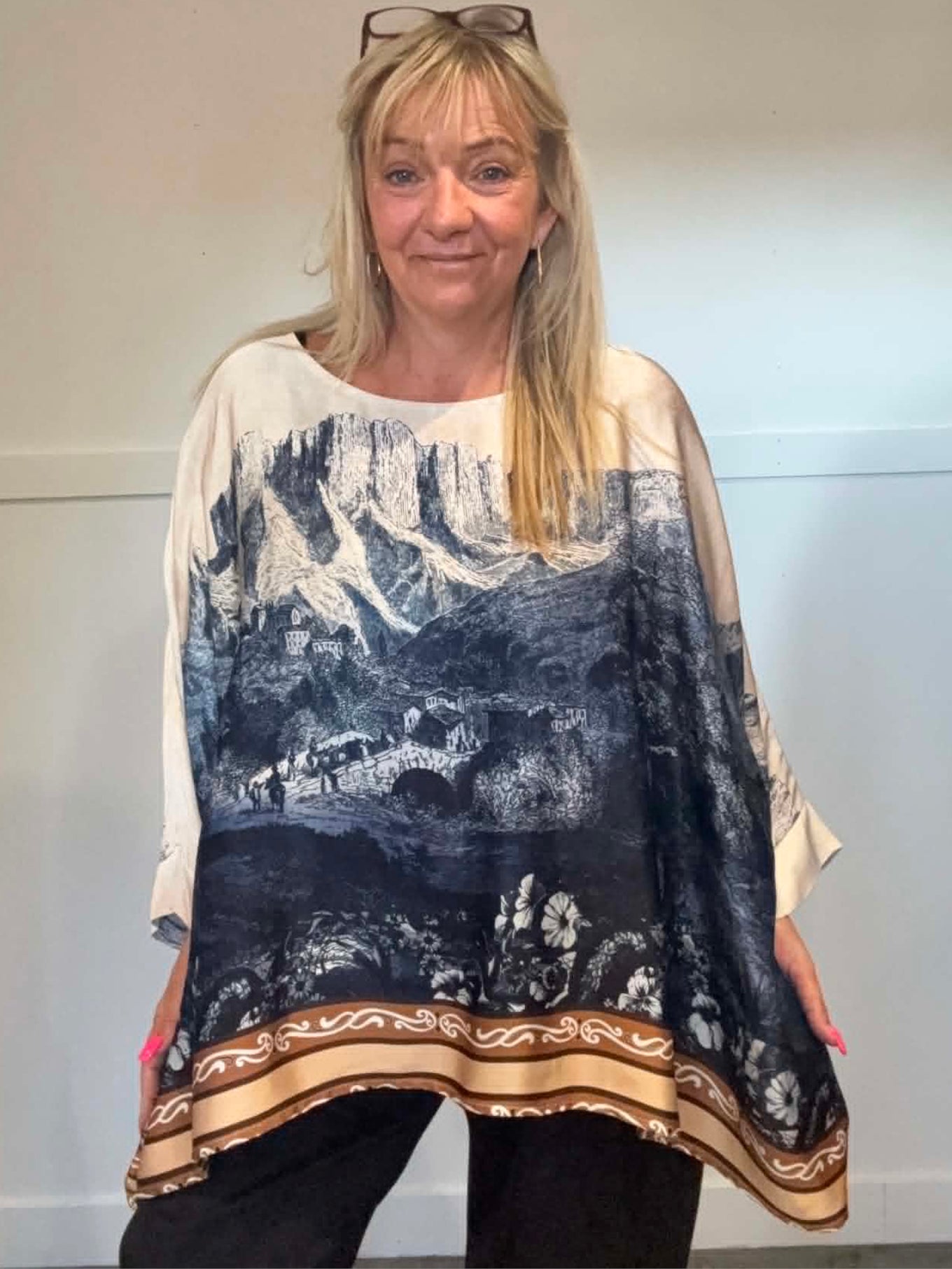 TONI - Patterned Blouse 14 to 24