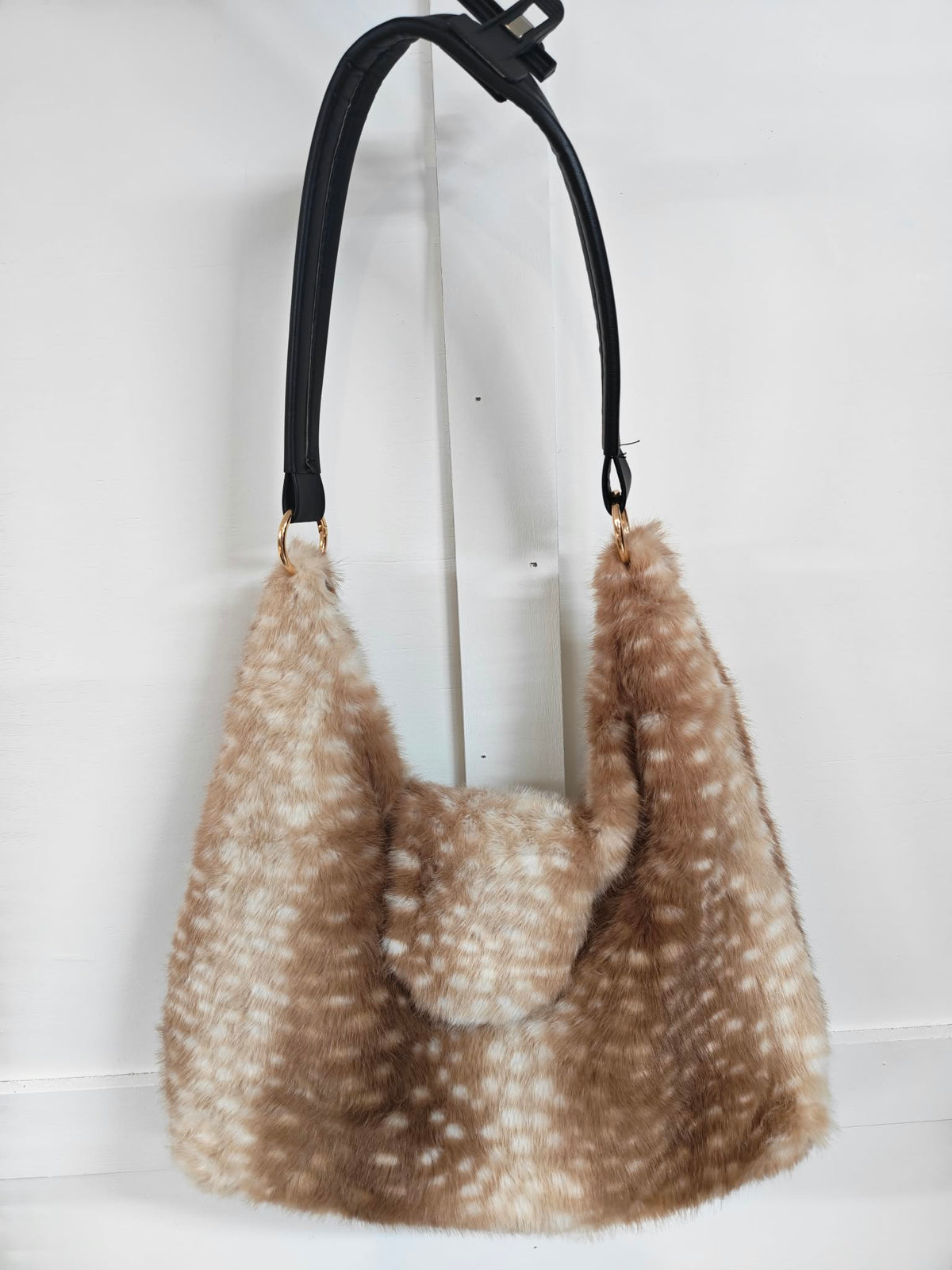 MAEVE - Bambi Faux Fur Bag 40 x 23 x 10cm