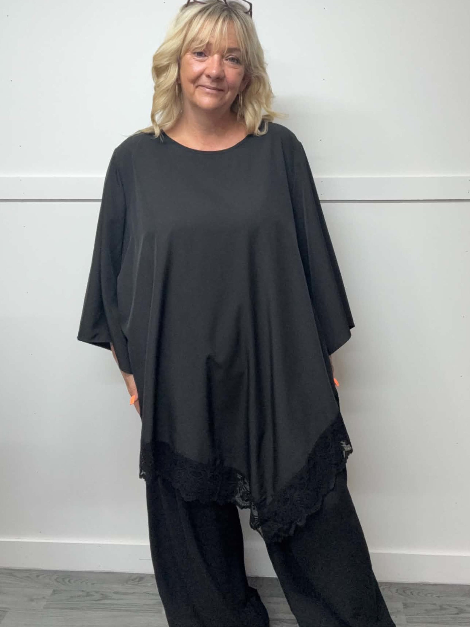 OSLO - Lace Hem Blouse 16 to 24