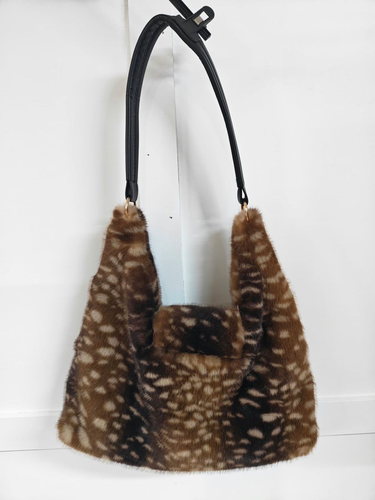 MAEVE - Bambi Faux Fur Bag 40 x 23 x 10cm