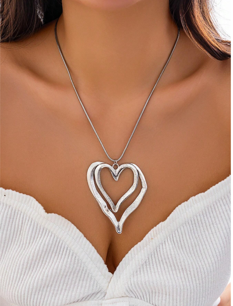 Hazel - Heart Necklace