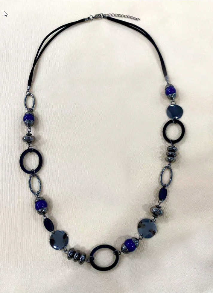 Sonia - Beaded Necklace