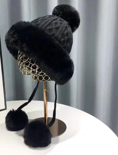 Tammy - Double Layer Fleece Line Beanie Hat with Bobble Pom Pom