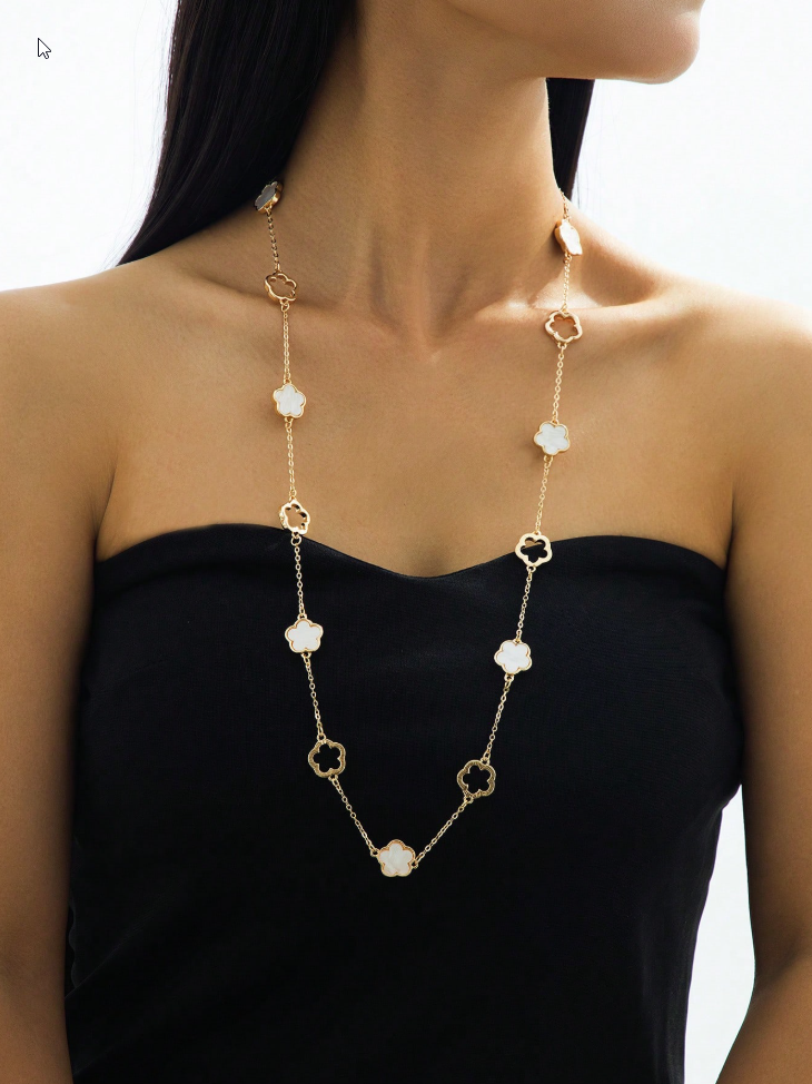 Debby - Long flower necklace