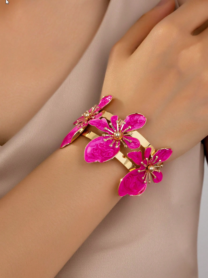 Alison Flower Bangle
