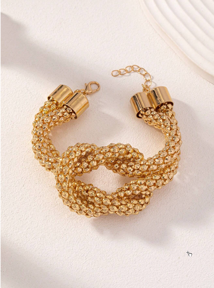 Suzanne - Chunky Twist Bracelet