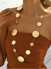 Justine - circle Necklace