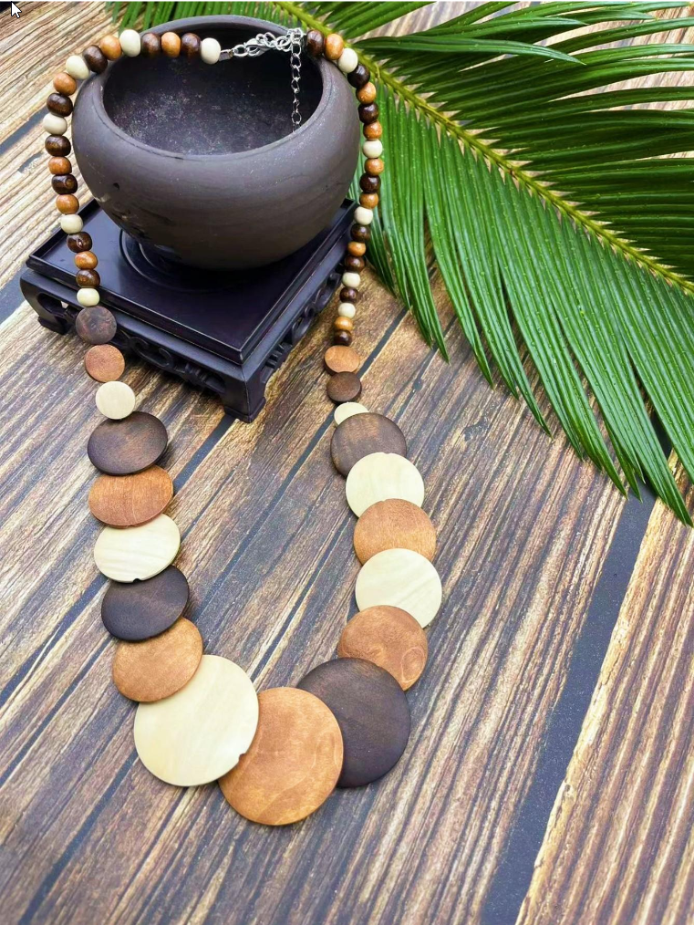 Trula - Disc Beaded Necklace