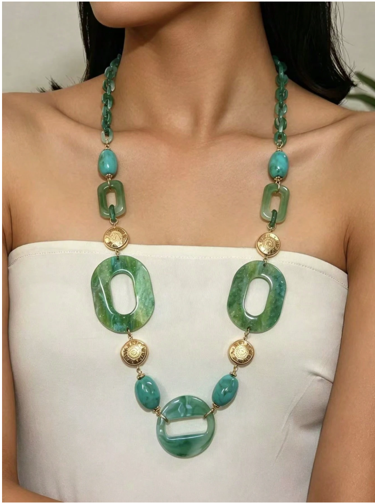 Angie - Beaded Necklace