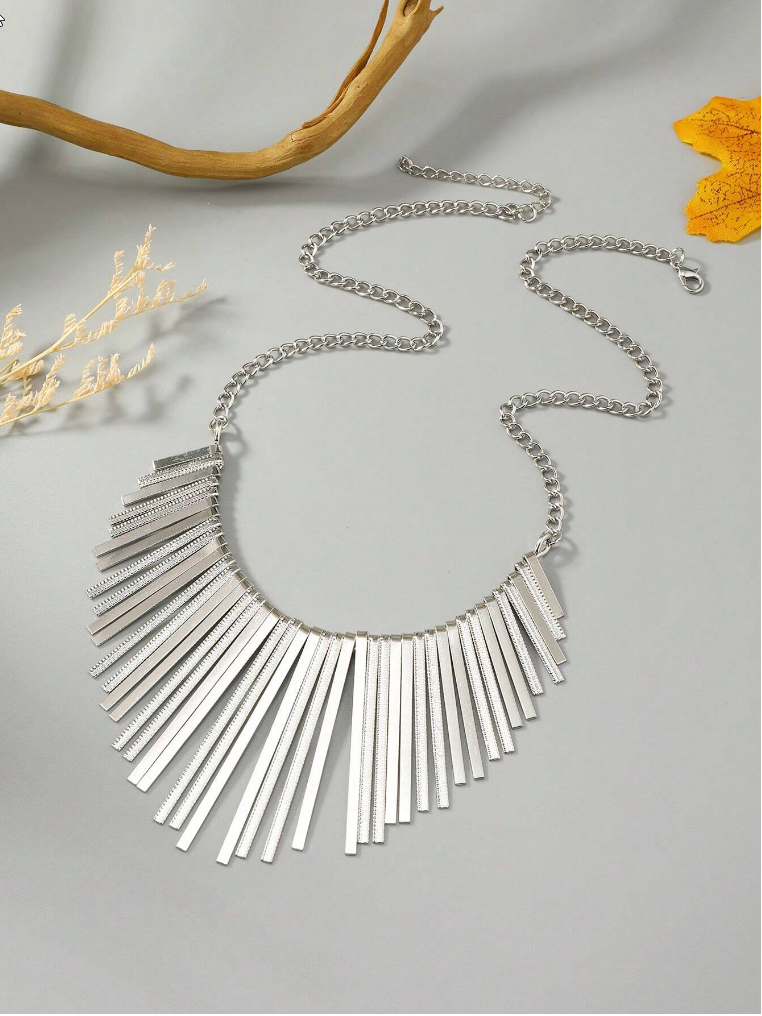 Mika - Fringe Necklace