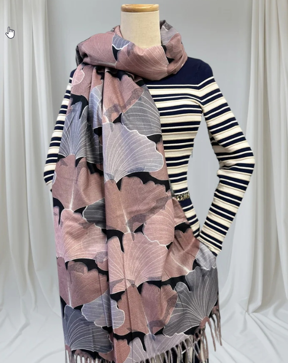 Sacsha - Leaf Print Scarf