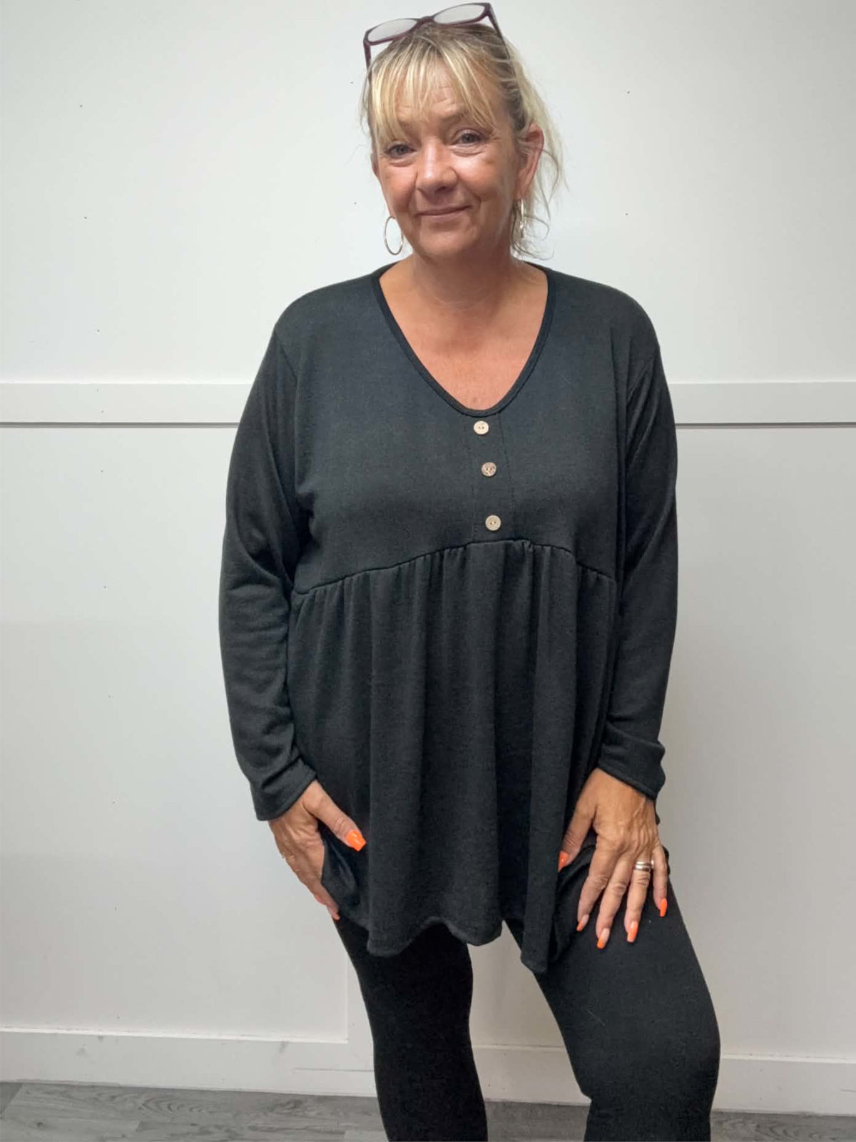 JOSEPHINE - Button Top 14 to 26
