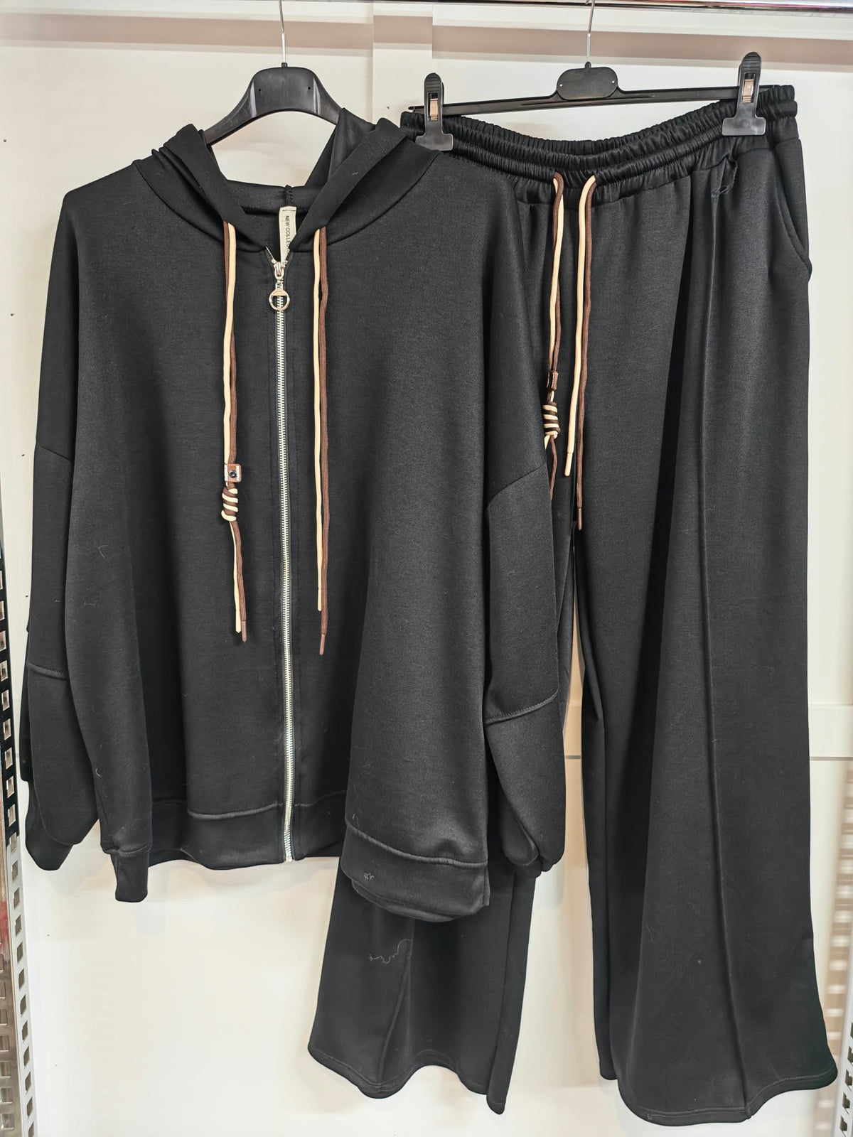 VICTORIA - Hooded Loungesuit 14 to 24
