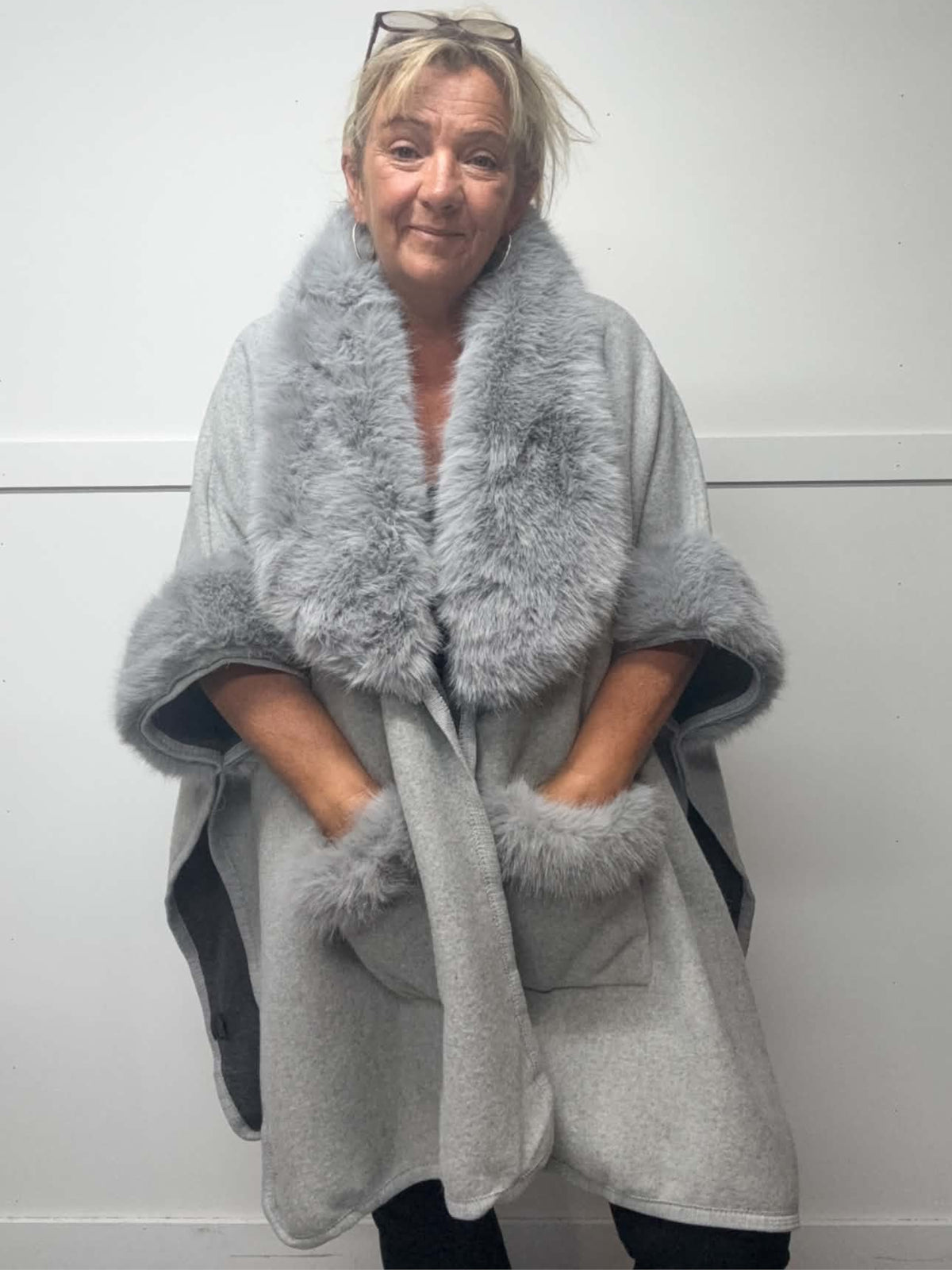 PEARLIE - Faux Fur Poncho 12 to 26/28