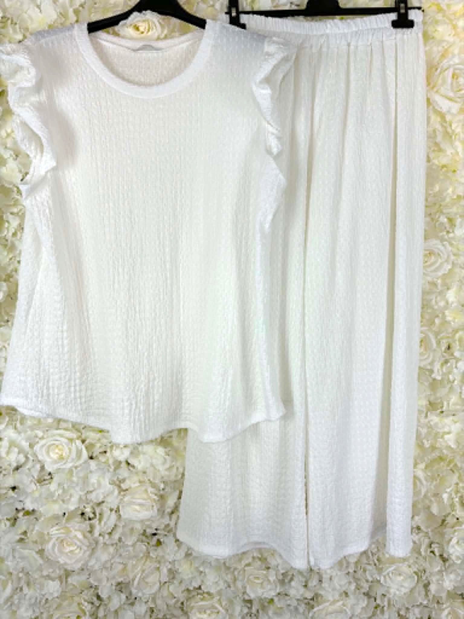 DAKOTA - Ruffle Sleeve Loungesuit 14 to 24